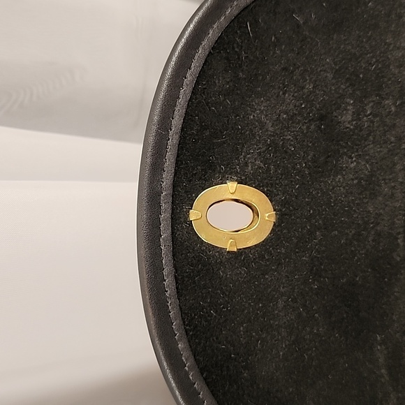 Sold Vintage Coach Regina #9983 - Picture 15 of 17